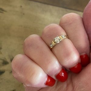 14k Diamond Ring
